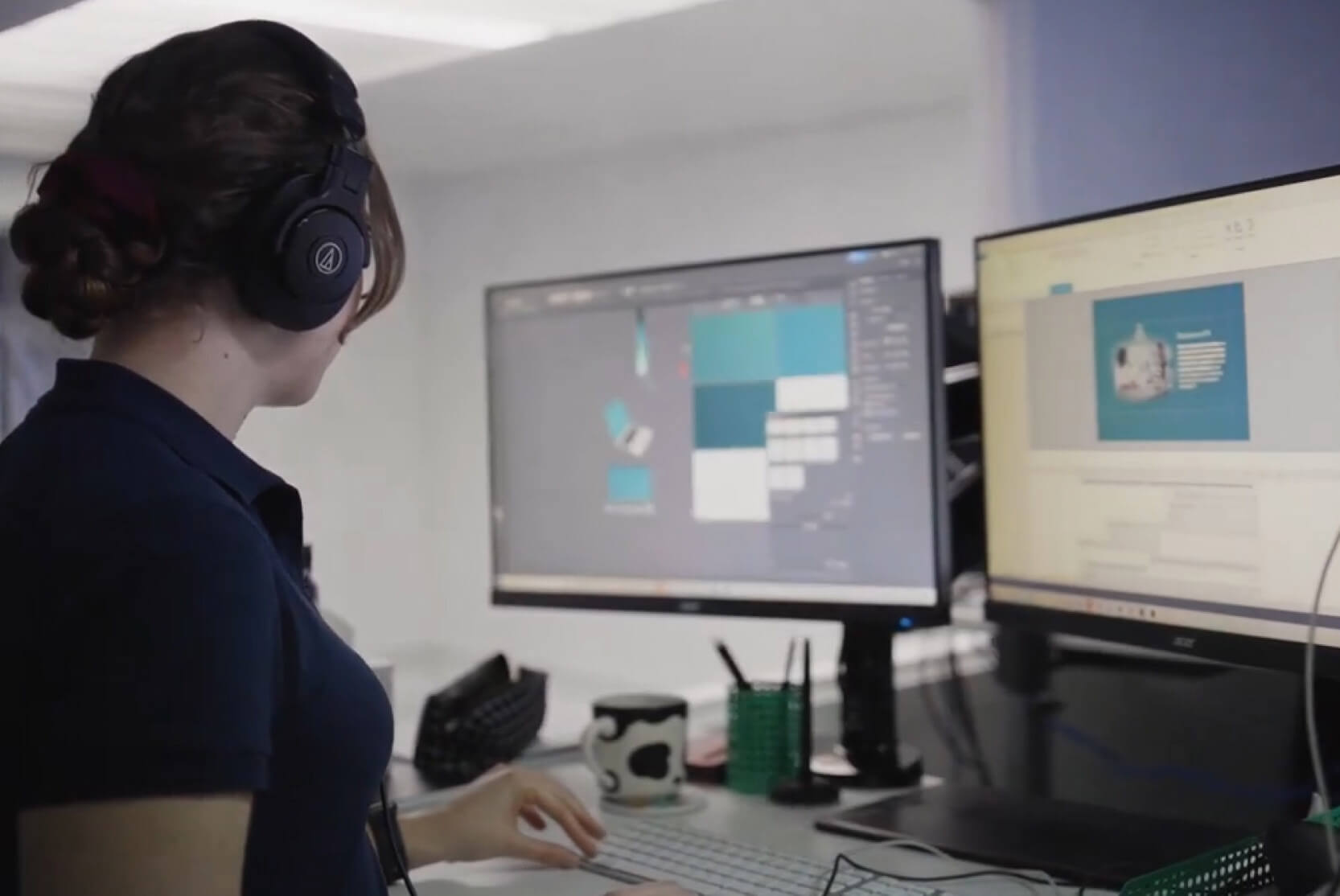 instructional-designer-designing-training-course