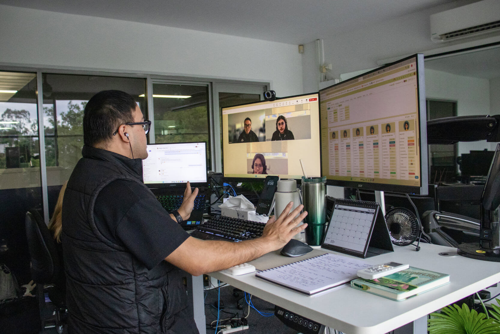 custom-eLearning-companies-online-meeting-team-members